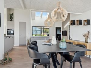 23952562-Ferienhaus-6-Lemvig-300x225-4