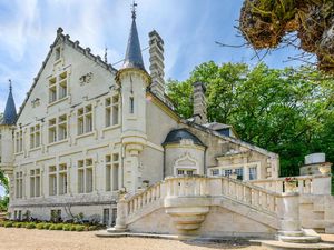 Ferienhaus für 14 Personen (400 m²) in Lencloître