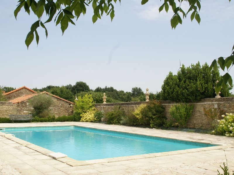 19347101-Ferienhaus-10-Lencloître-800x600-0