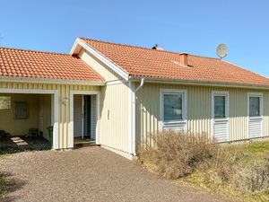 23764182-Ferienhaus-5-Lenhovda-300x225-1