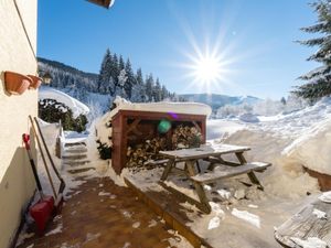 24050651-Ferienhaus-8-Leogang-300x225-1