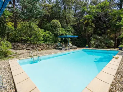 PoolOfHouse