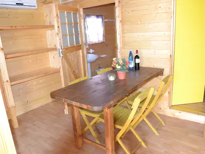 DiningRoom