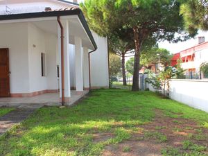 23773352-Ferienhaus-6-Lido Di Volano-300x225-2