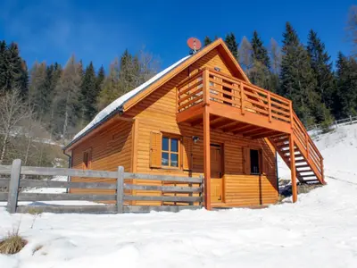 Außenseite Ferienhaus [Winter]