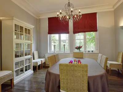 DiningRoom