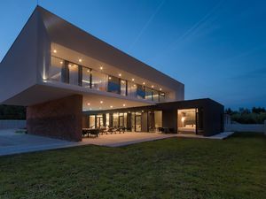 Ferienhaus für 8 Personen (250 m²) in Ližnjan