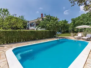 Ferienhaus für 9 Personen (170 m²) in Liznjan