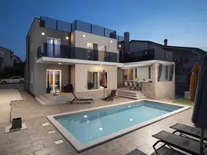 Ferienhaus für 10 Personen (155 m²) in Liznjan