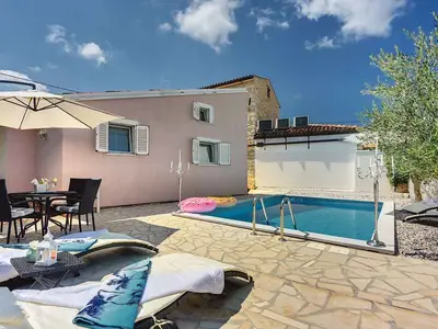 Ferienhaus für 5 Personen (60 m²) in Liznjan 1/10