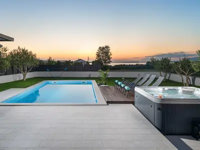 pool