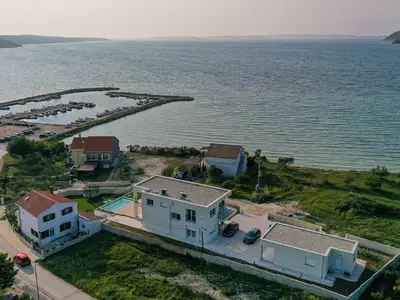 Ferienhaus für 10 Personen (265 m²) in Ljubač 3/10