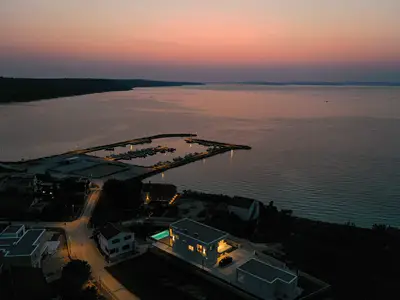 Ferienhaus für 10 Personen (265 m²) in Ljubač 6/10