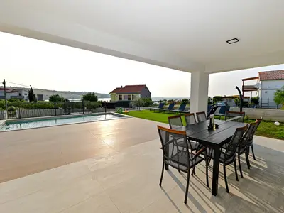 Ferienhaus für 10 Personen (265 m²) in Ljubač 9/10