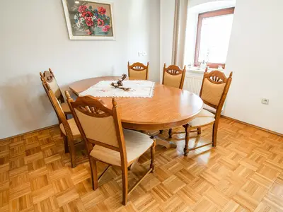 DiningRoom
