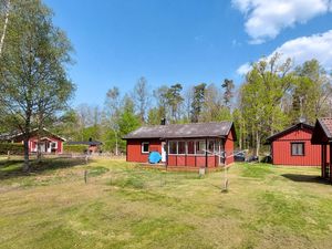 23765480-Ferienhaus-8-Ljungby-300x225-1