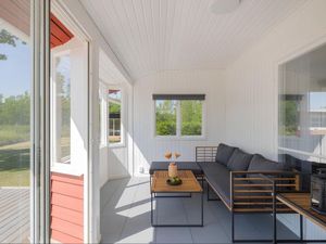 23831268-Ferienhaus-5-Ljungbyholm-300x225-3