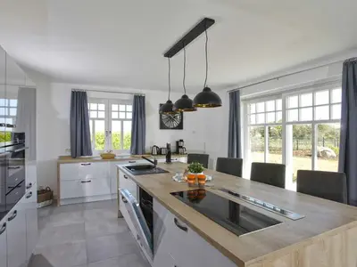 Ferienhaus für 6 Personen (220 m²) in Lobbe (Rügen) 4/10