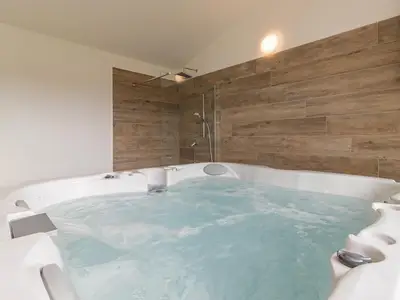 hot-tub