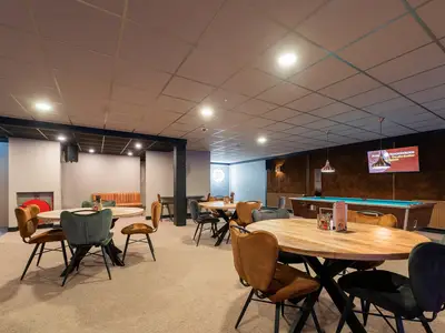DiningRoom
