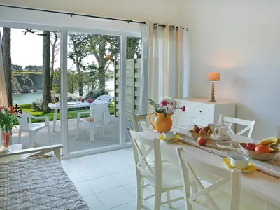 DiningRoom