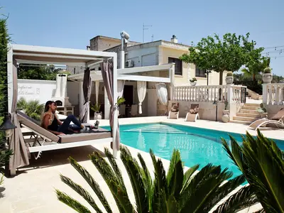 PoolOfHouse