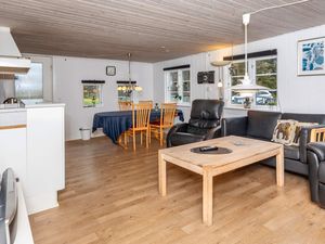 23980808-Ferienhaus-6-Løkken-300x225-5