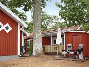 23738756-Ferienhaus-4-Löttorp-300x225-1