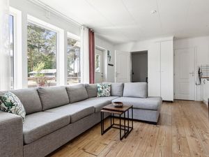 23745578-Ferienhaus-6-Löttorp-300x225-2