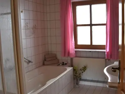 Badezimmer im OG