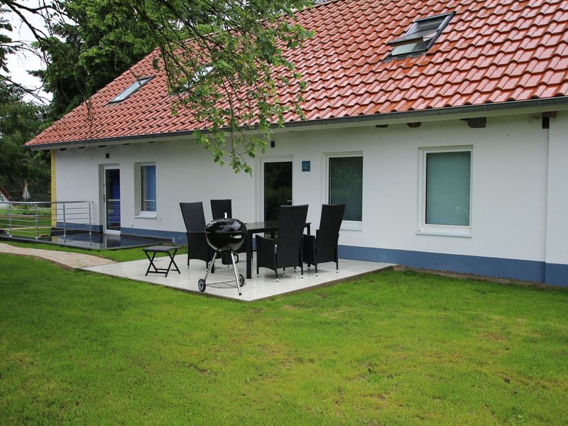 23278961-Ferienhaus-4-Lohmen-800x600-2