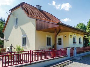 23740924-Ferienhaus-4-Loipersdorf im Burgenland-300x225-5