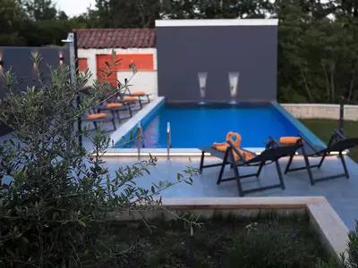 pool