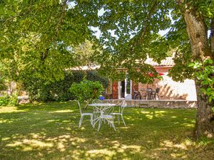 23733015-Ferienhaus-4-Lolme (Dordogne)-300x225-1