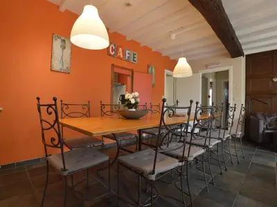 DiningRoom