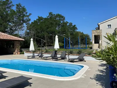 pool