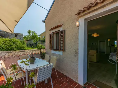 Ferienhaus für 6 Personen (100 m²) in Lopar 4/10