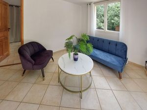 24043875-Ferienhaus-8-Lorgues-300x225-2