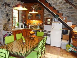 22807369-Ferienhaus-7-Lorgues-300x225-4