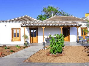 23554023-Ferienhaus-2-Los Llanos de Aridane-300x225-5