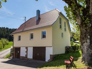 Ferienhaus für 8 Personen (100 m²) in Loßburg