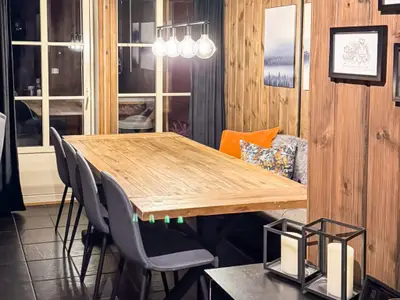 Indoor Indoor