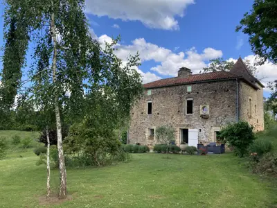 Außenseite Ferienhaus [Sommer]