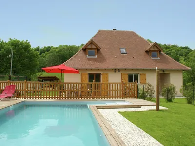 PoolOfHouse