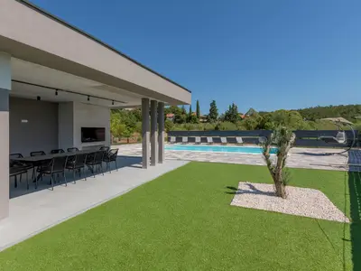 pool