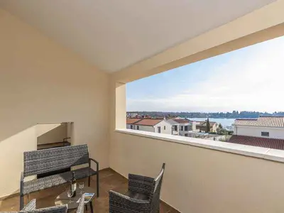 Ferienhaus für 7 Personen (120 m²) in Lovrecica 5/10