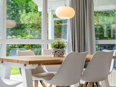 Wohnzimmer mit Essbereich