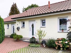 23291573-Ferienhaus-3-Lubmin (Seebad)-300x225-2