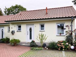 23291577-Ferienhaus-3-Lubmin (Seebad)-300x225-2
