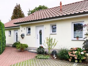 23291577-Ferienhaus-3-Lubmin (Seebad)-300x225-3